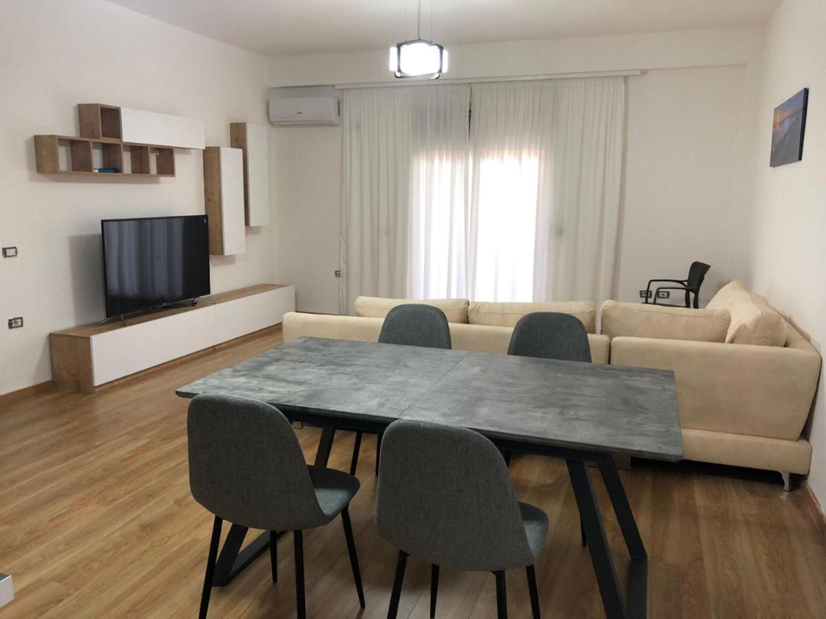 Lovely Sea View Apartment Vlore Exterior photo